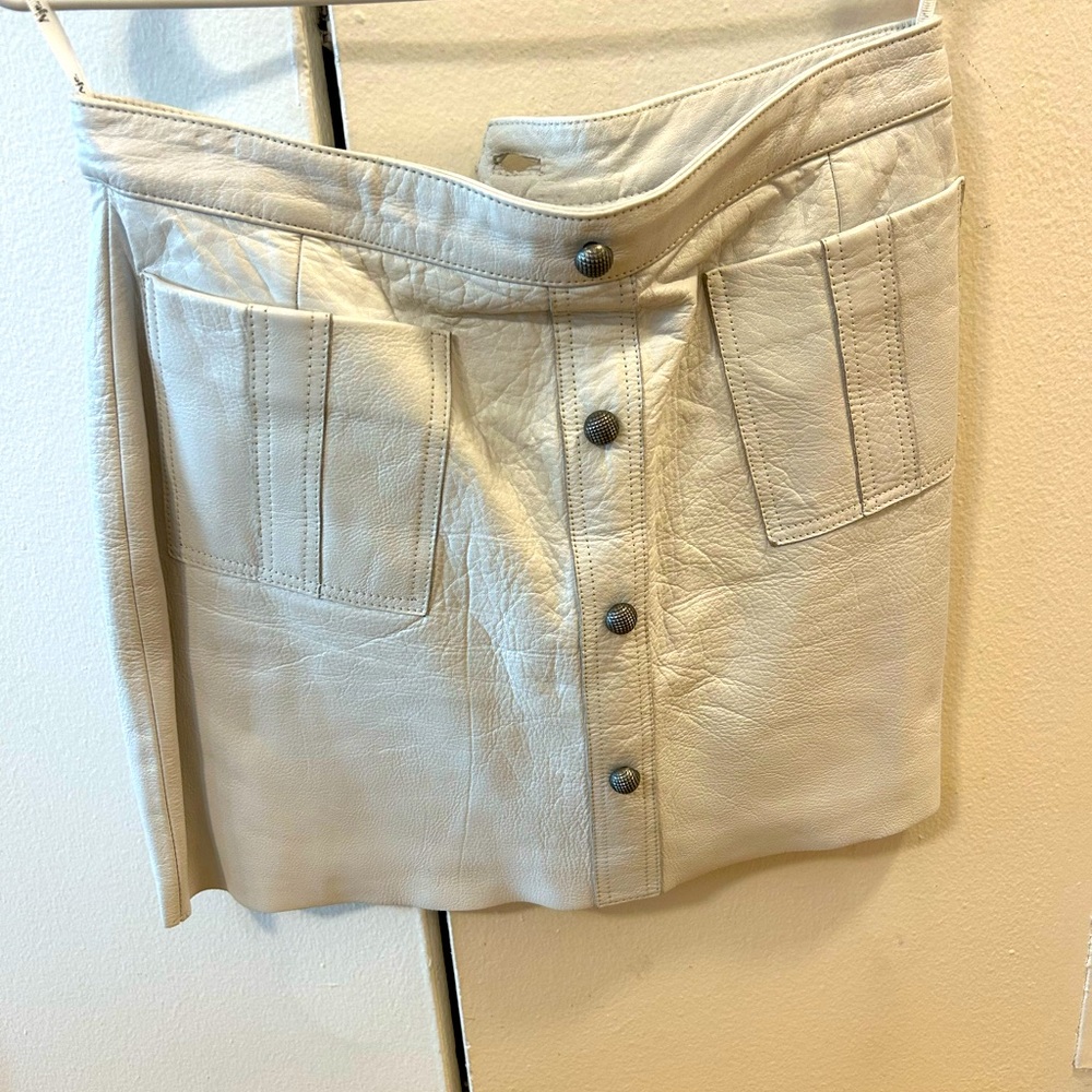 Leather skirt